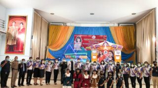 TO BE NUMBER ONE เกิดค่านิยม "เป็นหนึ่งโดยไม่พึ่งยาเสพติด" ณ หอประชุมอำเภอพิชัย