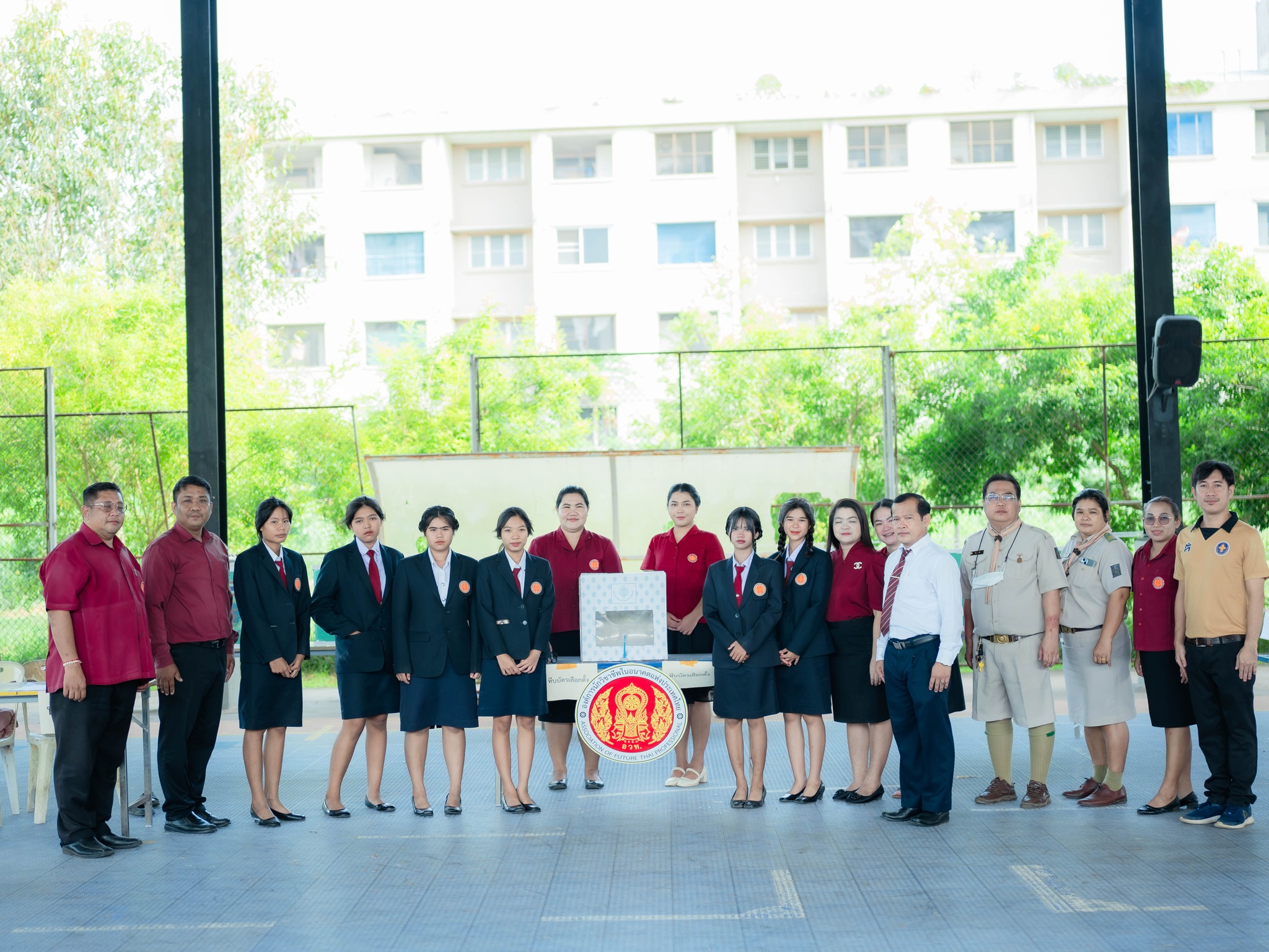 ผู้อำนวยการวิทยาลัยการอาชีพพิชัย พร้อมคณะครู เจ้าหน้าที่ ร่วมให้กำลังใจและตรวจเยี่ยม ในการดำเนินของ คณะกรรมการดำเนินงานองค์การนักวิชาชีพในอนาคตแห่งประเทศไทย