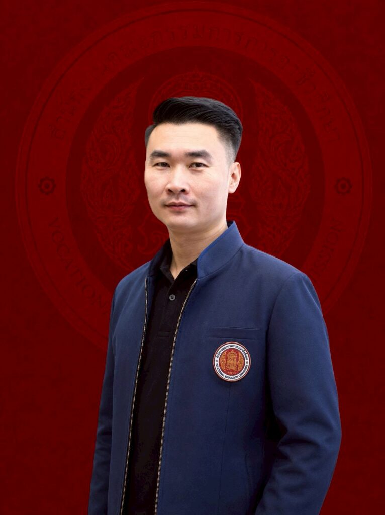นายวรวิทย์ เคหา