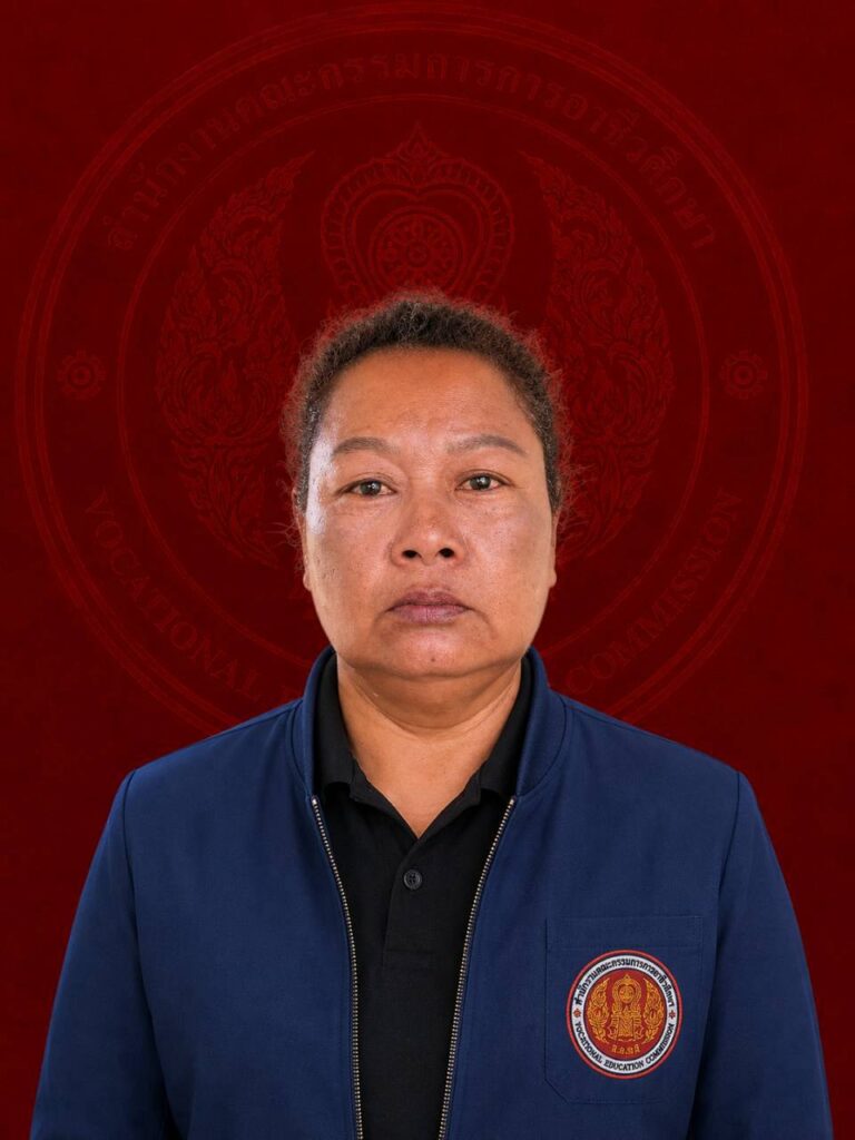 นางสาวชุลีกร ทองศรีสังข์